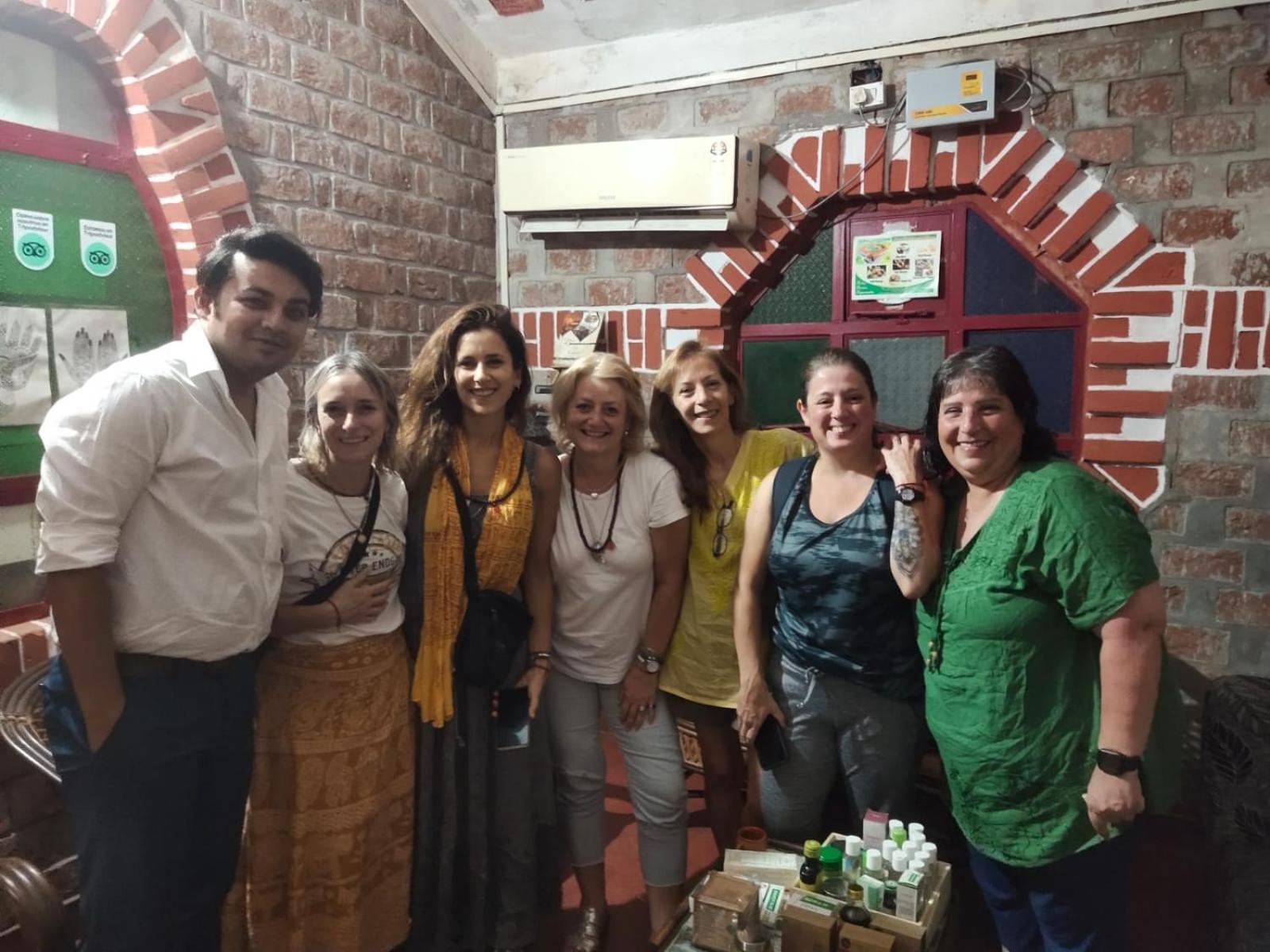 Khajuraho Glory Homestay Esterno foto
