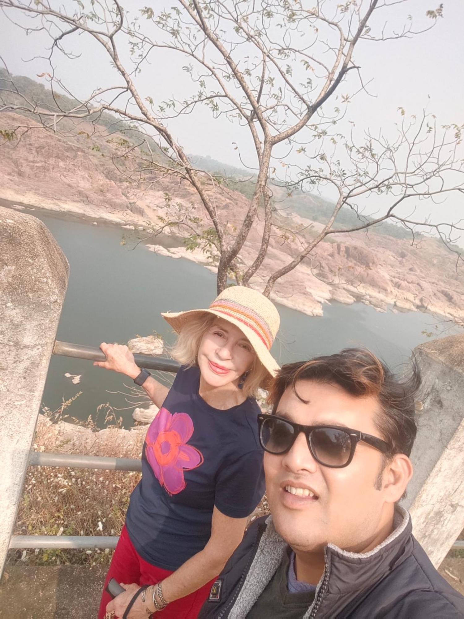 Khajuraho Glory Homestay Esterno foto