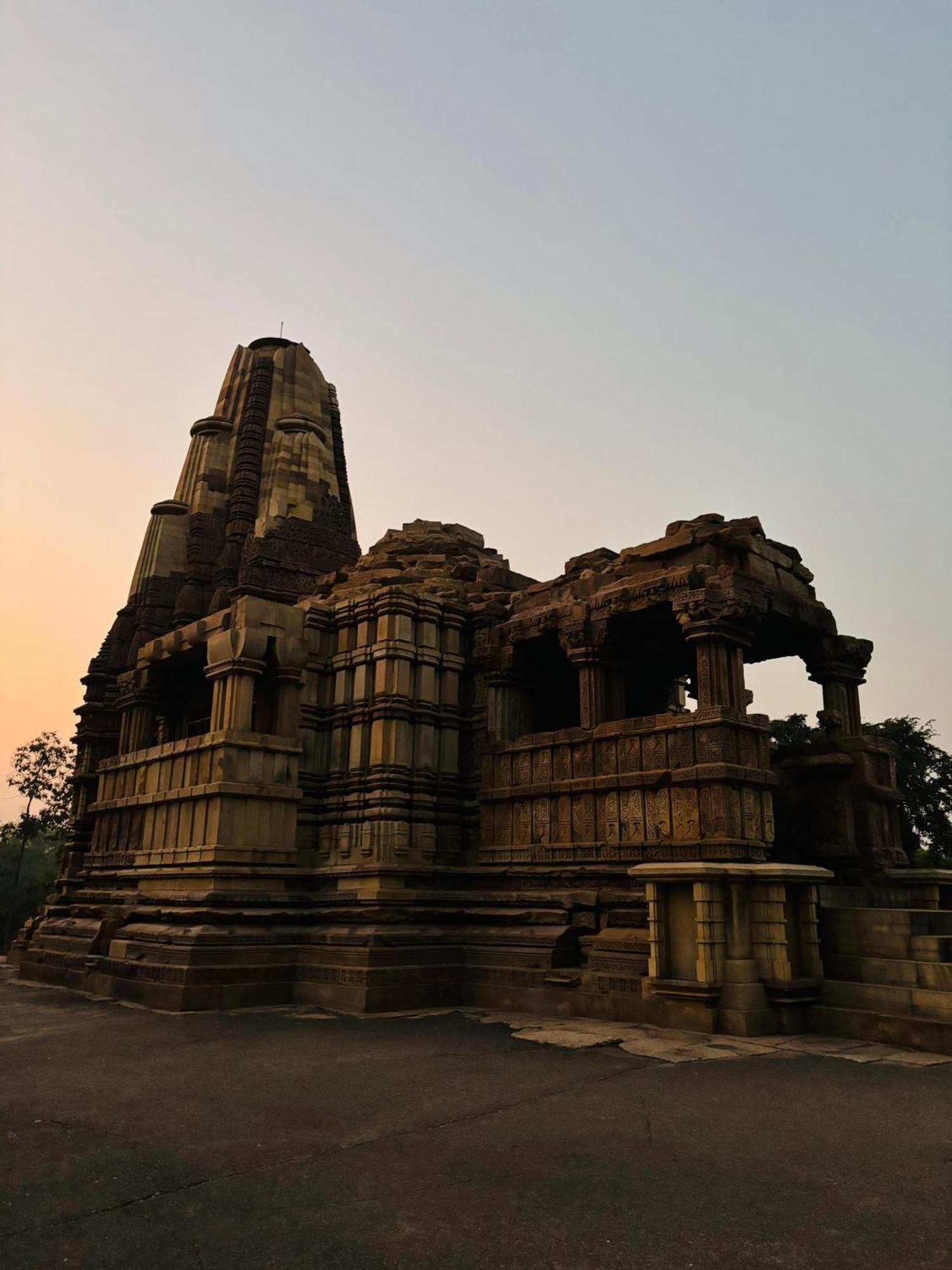 Khajuraho Glory Homestay Esterno foto